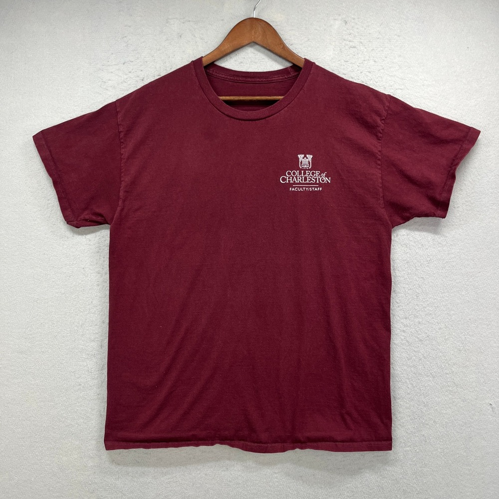 College of Charleston T Shirt Men M Maroon C of C Day Faculty Staff Graphic Tee